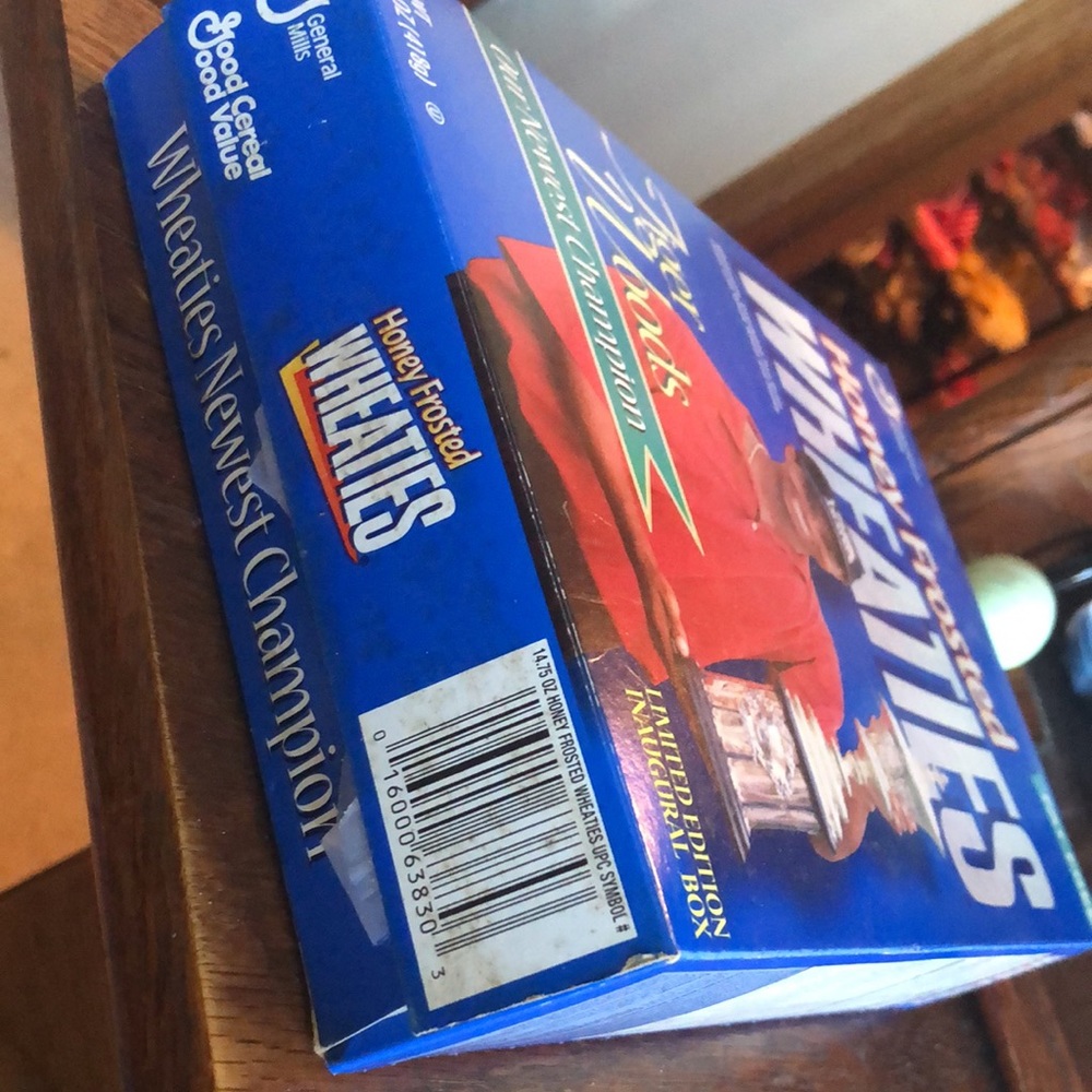 Unopened tiger woods - Picture 3 of 3